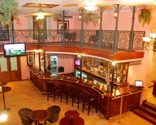 Harbour View Suites - Bar and Restaurant