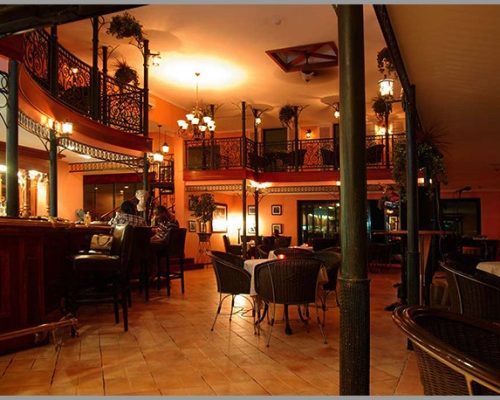 Harbour View Suites - Restaurant and Bar